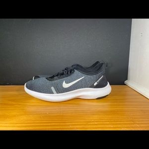 Women’s Nike Flex Experience Run 8 Running Shoes